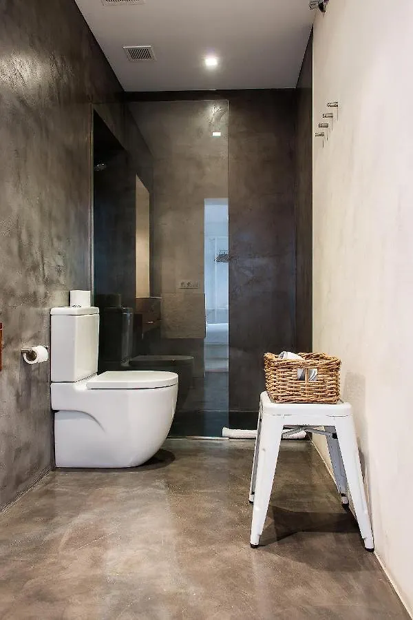 Cheap & Chic Hotel
